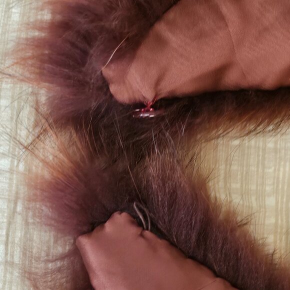 Real Fur Collar - Picture 9 of 9